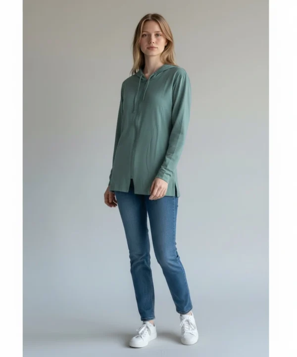 Full length view of Trasaga Transit Air-Cotton hoodie in sage green